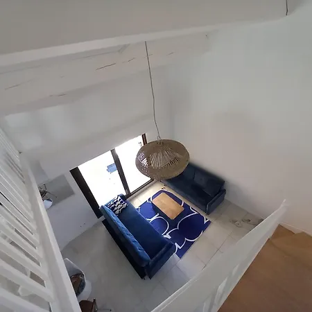 3p With Terrace On The Seafront Daire Fréjus