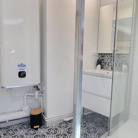 3p With Terrace On The Seafront Lägenhet